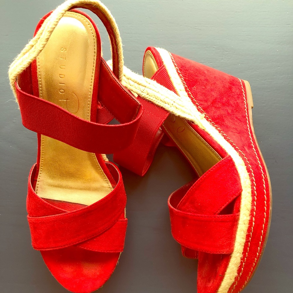 Women’s shoes